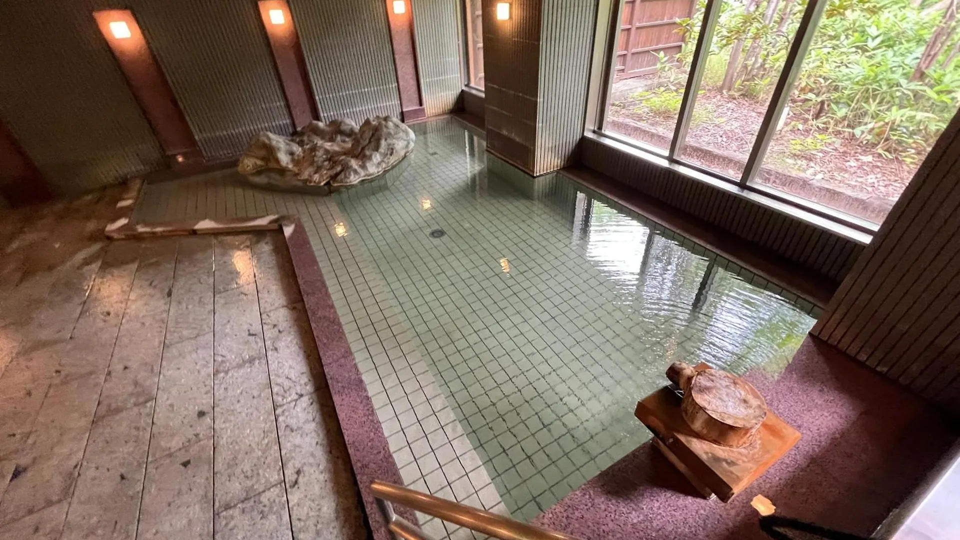 Kuriya Suizan Hotel Sapporo 5*,