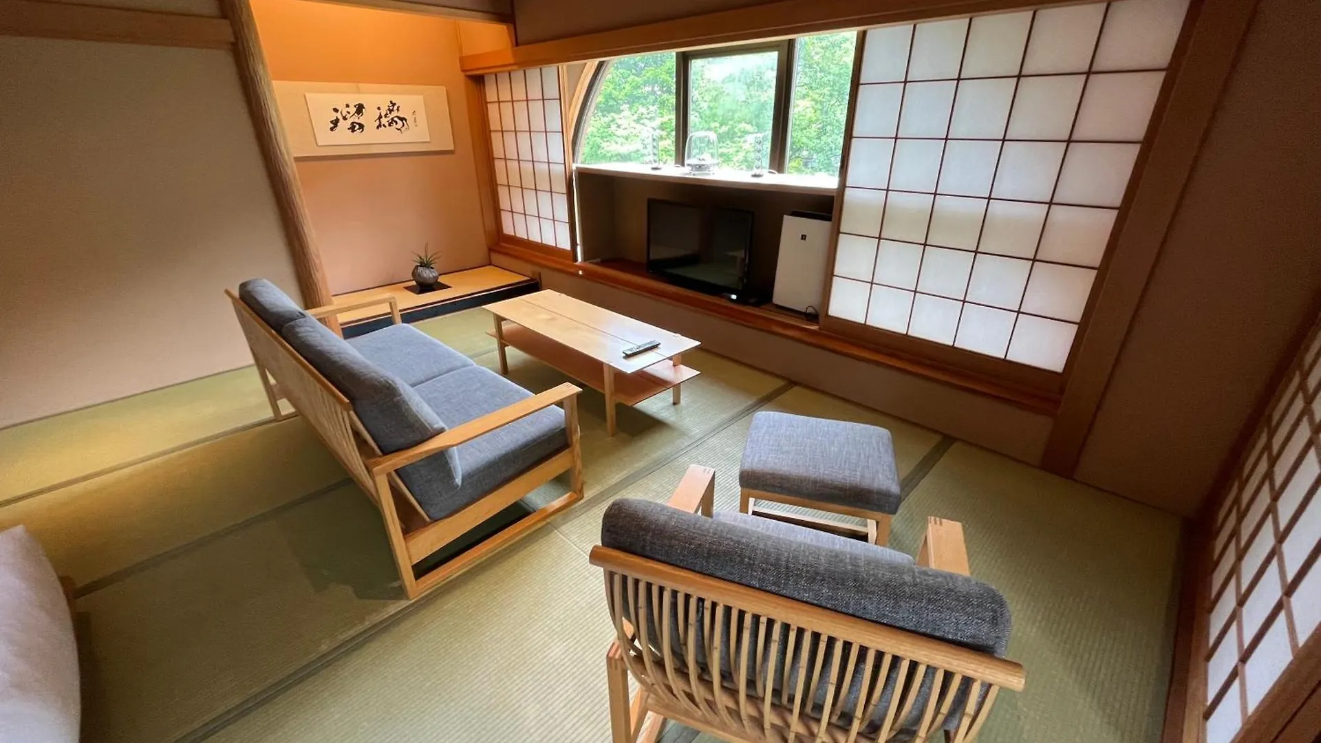 Kuriya Suizan Hotel Sapporo