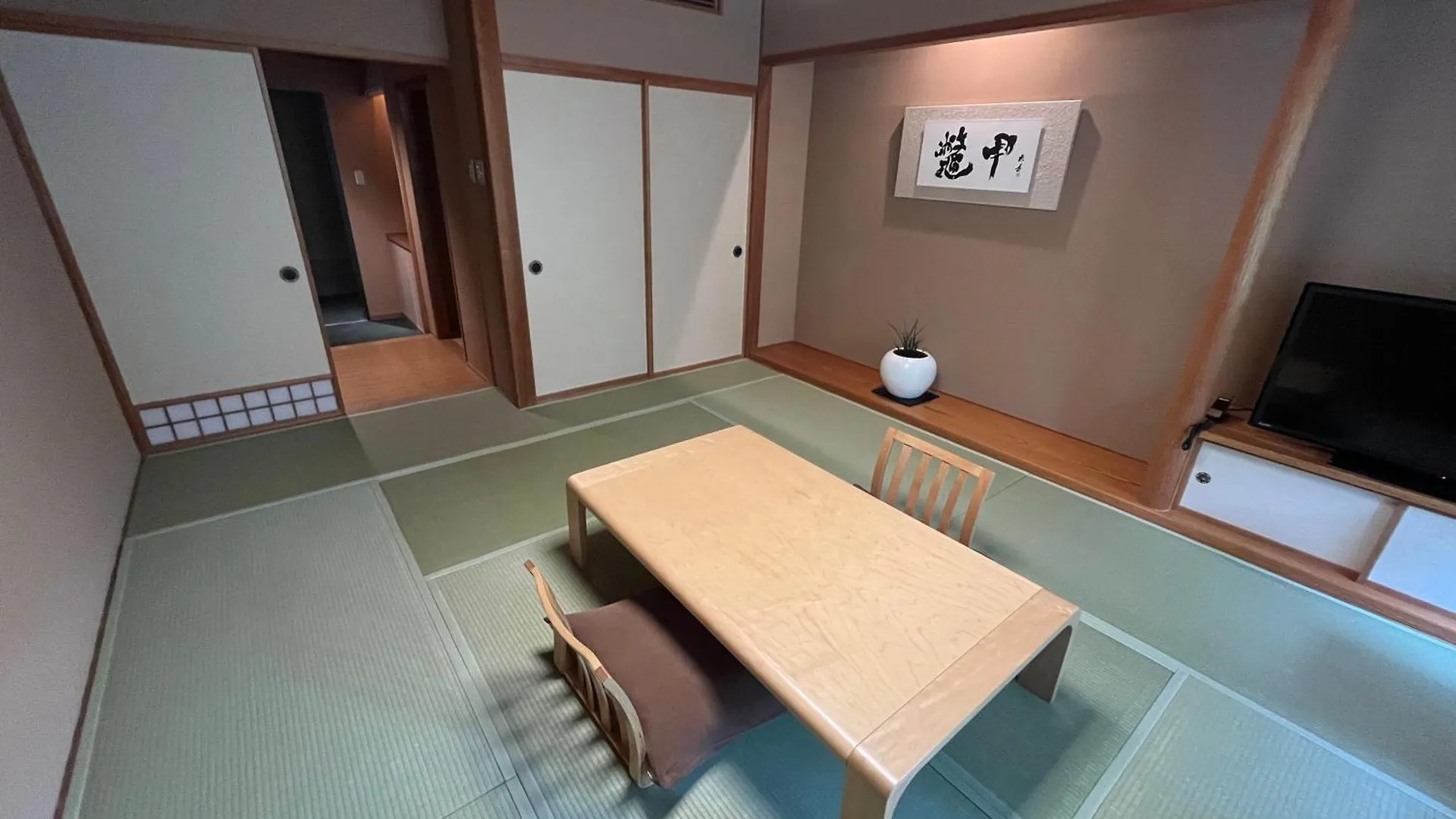 Kuriya Suizan Hotel Sapporo