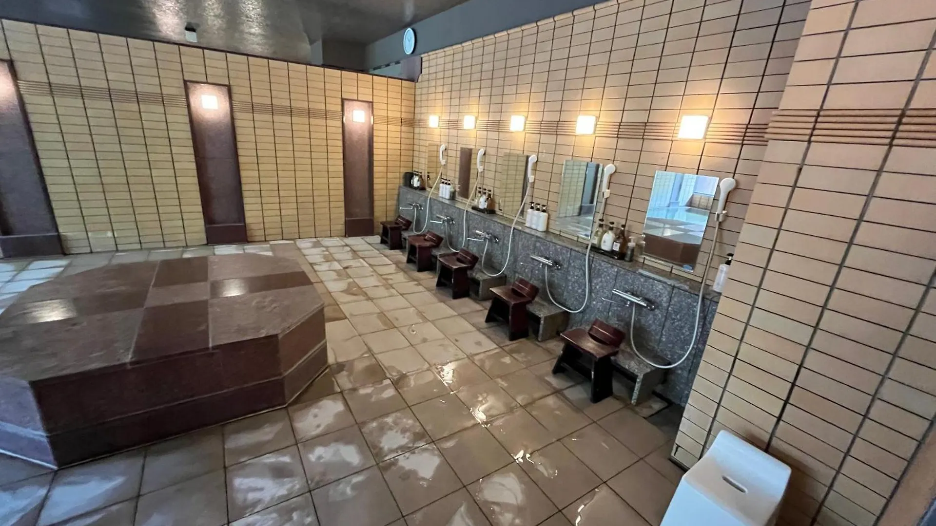 Kuriya Suizan Hotel Sapporo