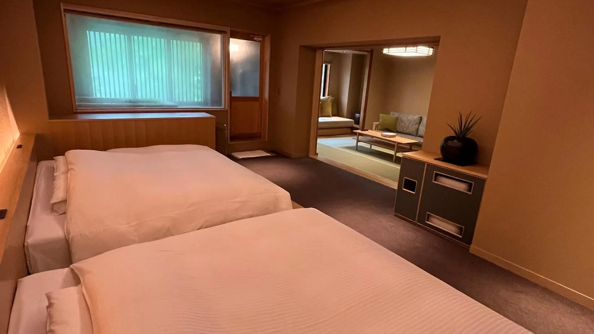 Kuriya Suizan Hotel Sapporo Ryokan
